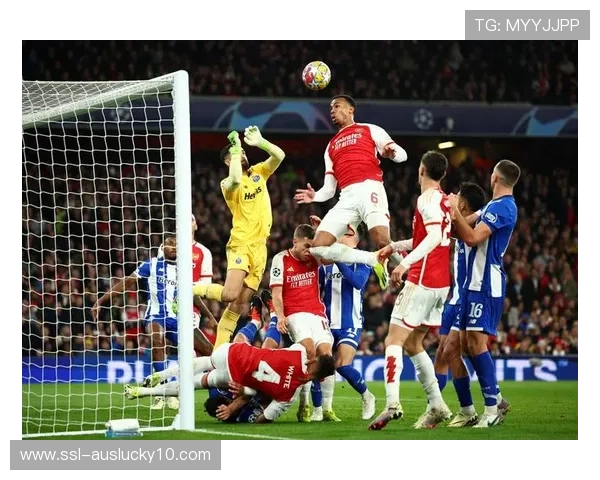 数据解读：为何某些球队主场表现远胜客场？专家析三大主因