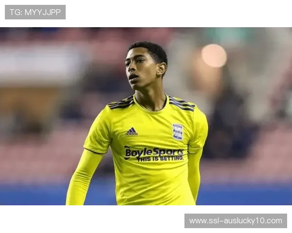 德甲俱乐部注重培养空间阅读型中场，战术适配提升竞争力